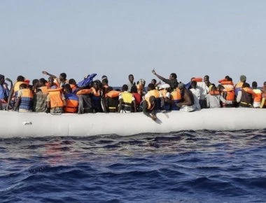 Εντοπίστηκαν 69 μετανάστες σε λέμβο ανοιχτά της Σάμου